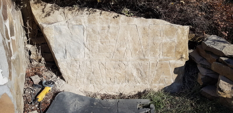 Colouring Inscription On rocks