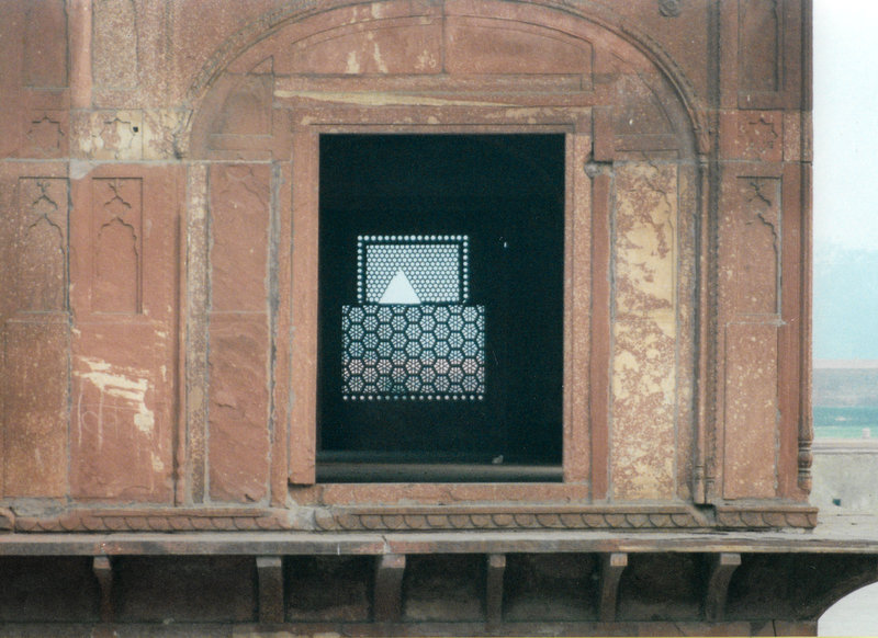 Dark side of the Red Fort, Delhi